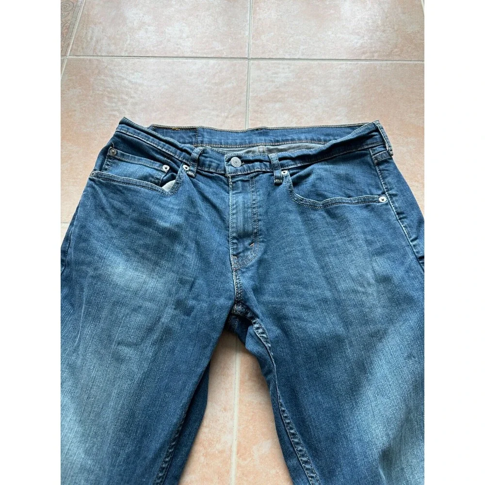 Levi's 559 Blue denim Men's Straight-Loose fit size: W33‎ L32